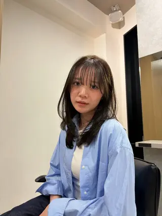 ミディアム RAF Sakuraのヘアスタイル