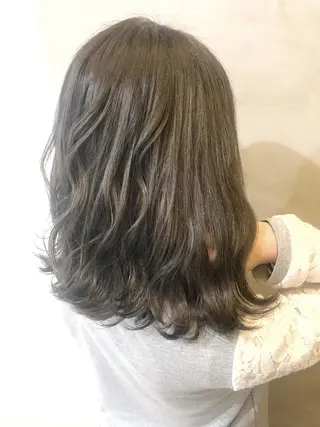 ミディアム 夜23時まで予約🉑 reverieあきらのヘアスタイル