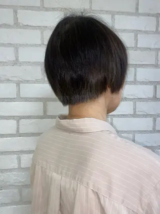 ショート 長谷川 祥子のヘアスタイル