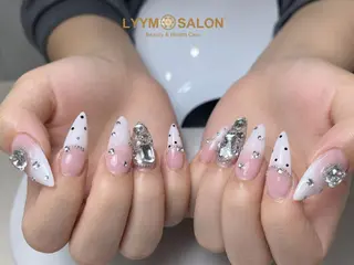 ネイル LYYM Salonのネイルデザイン