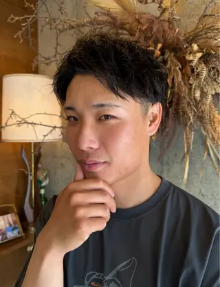 ショート ISAMU メンズ／透明感カラーのヘアスタイル