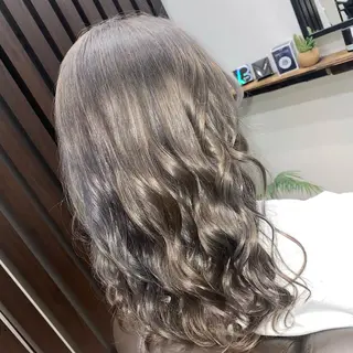 ロング カラー メンズパーマ /栄/伊藤りんなのヘアスタイル