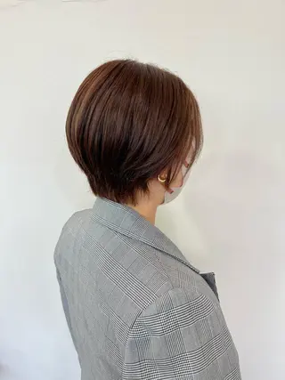 ショート カラー 渡辺 リオのヘアスタイル
