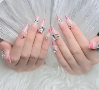 ネイル Lenie Nail Salonのネイルデザイン