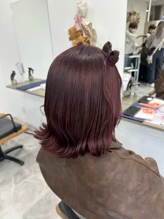 ミディアム カラー 𝑴𝒐𝒓𝒊 /髪質改善/艶髪🖤のヘアスタイル