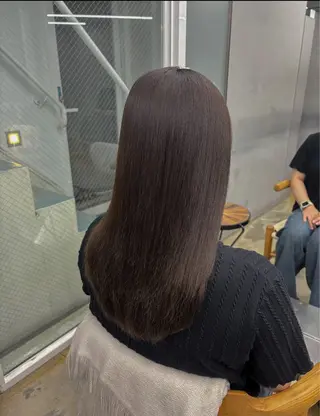 セミロング 𝐀𝐦𝐞𝐫𝐢 /透明感カラーのヘアスタイル