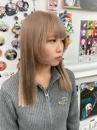 ロング カラー インナーカラー 推し ブリーチ  髪質改善のヘアスタイル