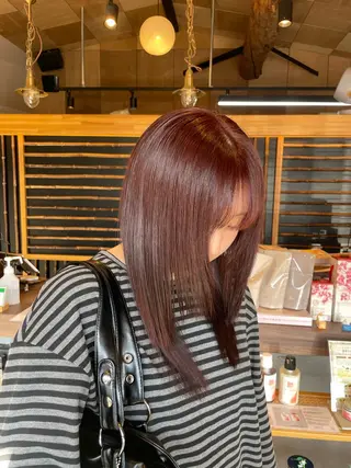 セミロング カラー 青木 紗耶のヘアスタイル