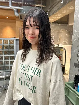 セミロング パーマ 似合わせカット カラー/心斎橋/メイのヘアスタイル