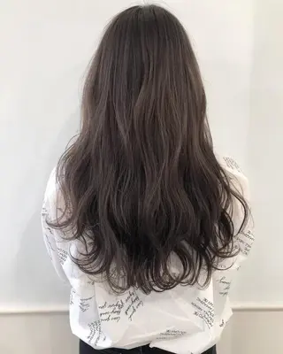 カラー Okamura Chisatoのヘアスタイル