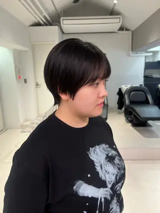 ショート うるぷるカラー 🤍 Naanoのヘアスタイル