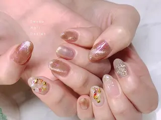 ミディアム ネイル Blowe ニュアンスのネイルデザイン