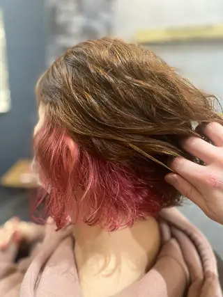 カラー 小山 悦宏のヘアスタイル