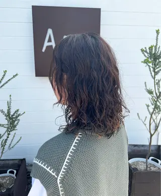 セミロング パーマ Ang　山口 莉沙のヘアスタイル