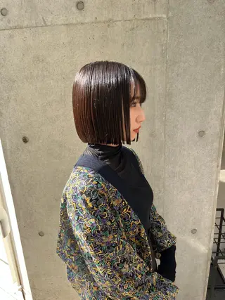 ミディアム カラー 縮毛矯正ボブ&顔まわ レイヤー♡TOMOEのヘアスタイル