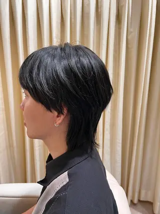 ミディアム 澤井 佑果のヘアスタイル