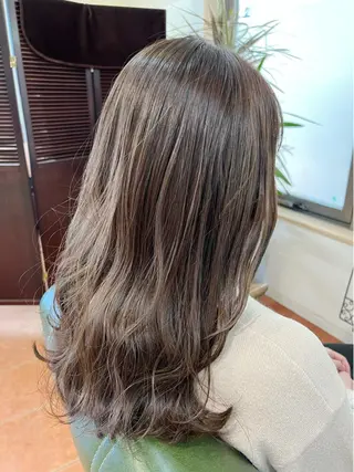 カラー 石井 佑樹のヘアスタイル
