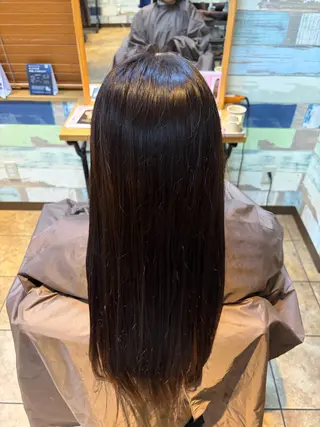 ロング カラー 穐山春佳🫧縮毛矯正 艶髪カラー🩵✨のヘアスタイル