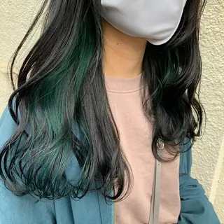 ミディアム カラー スダユーヤ 💫推しカラーウルフのヘアスタイル