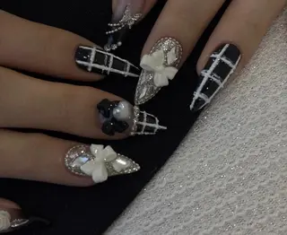 ネイル Pure&Rich Nailのネイルデザイン
