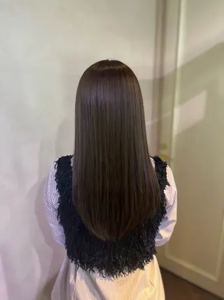 カラー 塩見 千晶のヘアスタイル