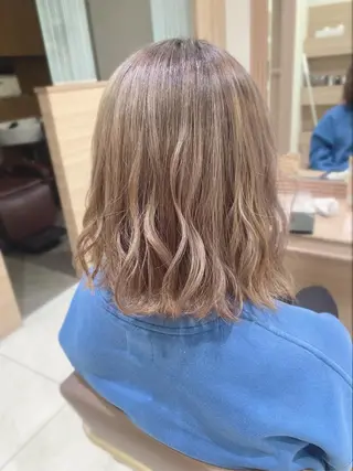 ミディアム カラー 技術モデル募集中 🩶村嶋 彩のヘアスタイル
