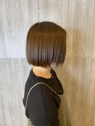 カラー H. Shimodeのヘアスタイル
