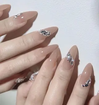 ネイル Queen‘s なんのネイルデザイン