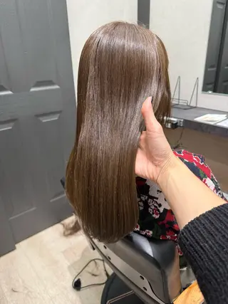 セミロング カラー 有田裕真 【ブリーチカラー】のヘアスタイル