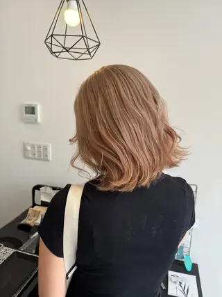ミディアム FANスタイリスト Ⓜ️EIのヘアスタイル