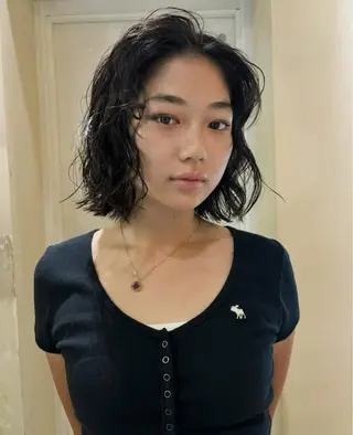 ショート カラー パーマ ヘアアレンジ 💟Opus // Mizuki🐕のヘアスタイル