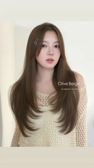 ロング カラー ヘアアレンジ 透け感ベージュ🤎 韓国ヘアtakutoのヘアスタイル