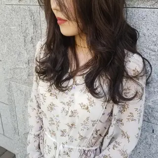 セミロング カラー ヘアアレンジ See by merのマツエク・マツパデザイン