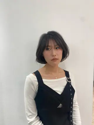 ミディアム 小柳 飛鷹のヘアスタイル