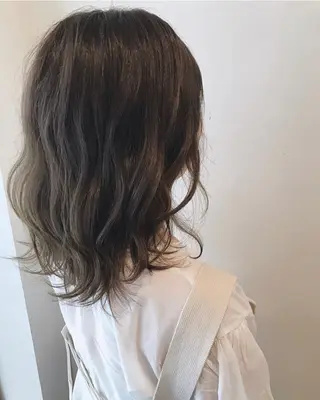 セミロング カラー mayo 🐄🌈のヘアスタイル