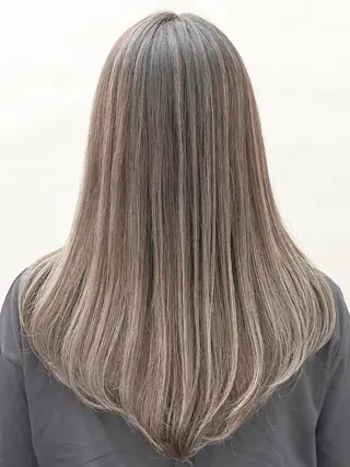 セミロング カラー THE USUAL ユージュアルのヘアスタイル