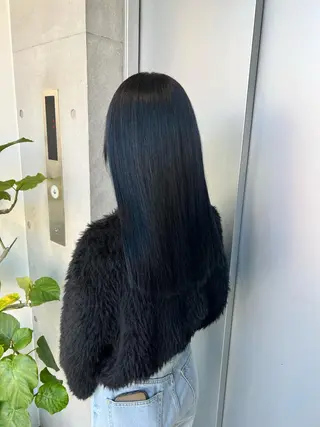 ロング カラー 赤みゼロ/透明感 カラー🌿KANTAのヘアスタイル