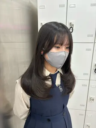 ロング 抜け感レイヤー︴ ニュアンスカラーのヘアスタイル