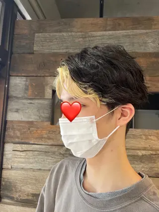 ショート andKおもろまち店 艶ダブルカラー✨のヘアスタイル