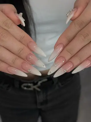 ネイル Mina Aurea Nailのネイルデザイン