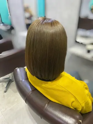 ミディアム カラー レイヤーカット ショート/宮本洋介のヘアスタイル