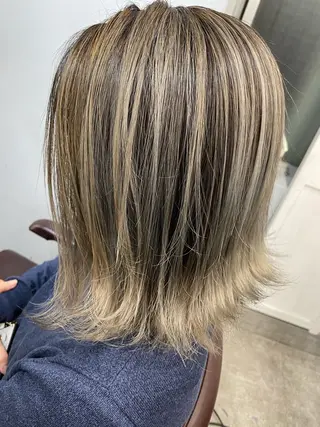 ミディアム 似合わせ×レイヤー× 髪質改善×t.yのヘアスタイル