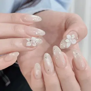 ネイル Fiore nail🪽✨のネイルデザイン