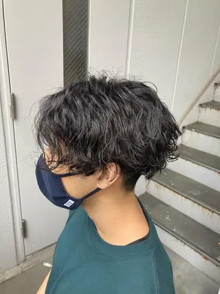 パーマ メンズ 曲がる縮毛矯正 LIBER 岩名のヘアスタイル