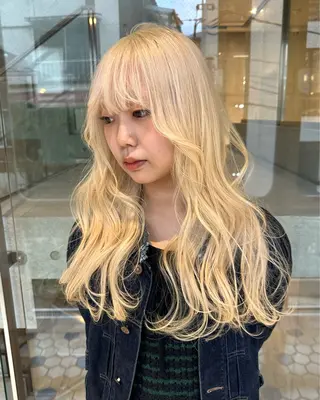 ロング ササキカズマ〻透明感 〻色落ち〻赤み消しのヘアスタイル