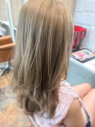 ロング カラー 🫧美髪&髪質改善 𝔼𝕀𝕄𝕀🫧のヘアスタイル