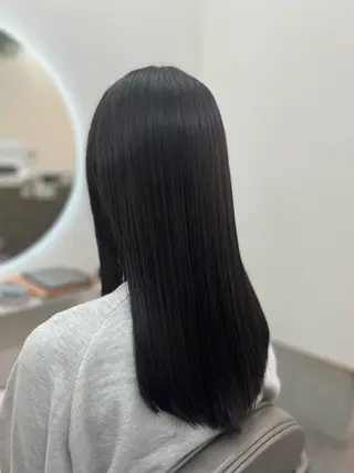 ロング カラー 下野 悠也のヘアスタイル
