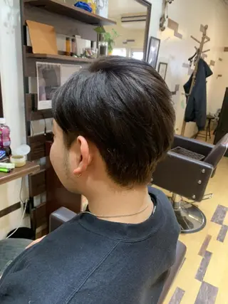 ショート カラー サトウ シューイチのヘアスタイル