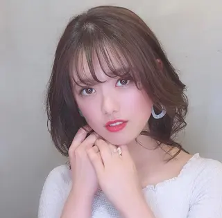 ミディアム カラー パーマ 髪質改善×韓国ヘア 透け感カラーやまたつのヘアスタイル
