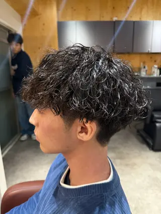 パーマ メンズ パーマ特別価格🔥 宇宙のヘアスタイル
